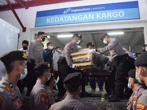 Dua Jenazah TKI Tenggelam di Selat Morong Dipulangkan ke Jember