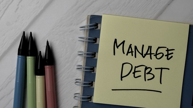 Kasus Teror Pinjol/ Foto: Canva/Syahrir Maulana Kasus Teror Pinjol/ Foto: Canva/Syahrir Maulana