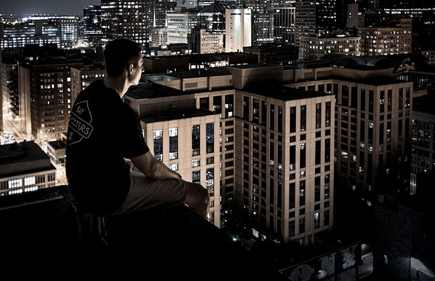 Kasus Teror Pinjol/ Foto: Canva/Trace Hudson Kasus Teror Pinjol/ Foto: Canva/Trace Hudson