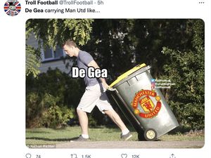 Meme David De Gea Sang Pahlawan Setan Merah