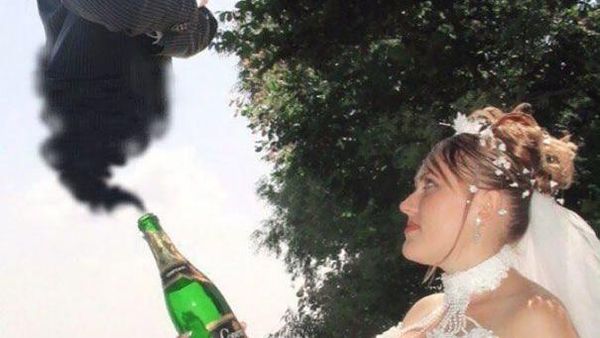 8 Konsep Foto Pernikahan Nyeleneh Ini Bikin Heran Sekaligus  Ketawa Geli