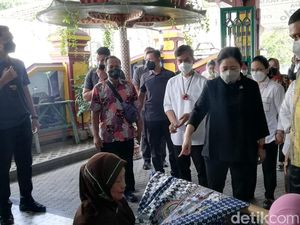 Sebelum Resmikan Pasar Legi Solo, Puan Mampir Kampung Batik Laweyan Sebelum Resmikan Pasar Legi Solo, Puan Mampir Kampung Batik Laweyan