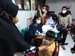 132 Ribu Siswa SD Ikut Vaksinasi di Makassar