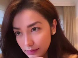 Happy Honeymoon Velove Vexia dan Zakry Sulisto!