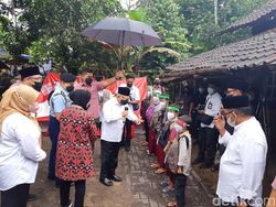 Tinjau Korban Gempa Banten, Maruf Tawari Warga Relokasi ke Tempat Aman Tinjau Korban Gempa Banten, Maruf Tawari Warga Relokasi ke Tempat Aman