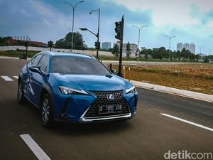 Seberapa Jauh Jarak Tempuh Lexus UX 300e dalam Sekali Cas Penuh? Seberapa Jauh Jarak Tempuh Lexus UX 300e dalam Sekali Cas Penuh?