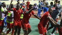 Equatorial Guinea mendampingi Pantai Gading dengan status runner-up usai mengoleksi enam poin. AP Photo/Sunday Alamba.