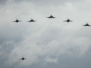 Jet Tempur Dassault Rafale Bermanuver di Langit Jakarta Bikin Penasaran Warga Jet Tempur Dassault Rafale Bermanuver di Langit Jakarta Bikin Penasaran Warga