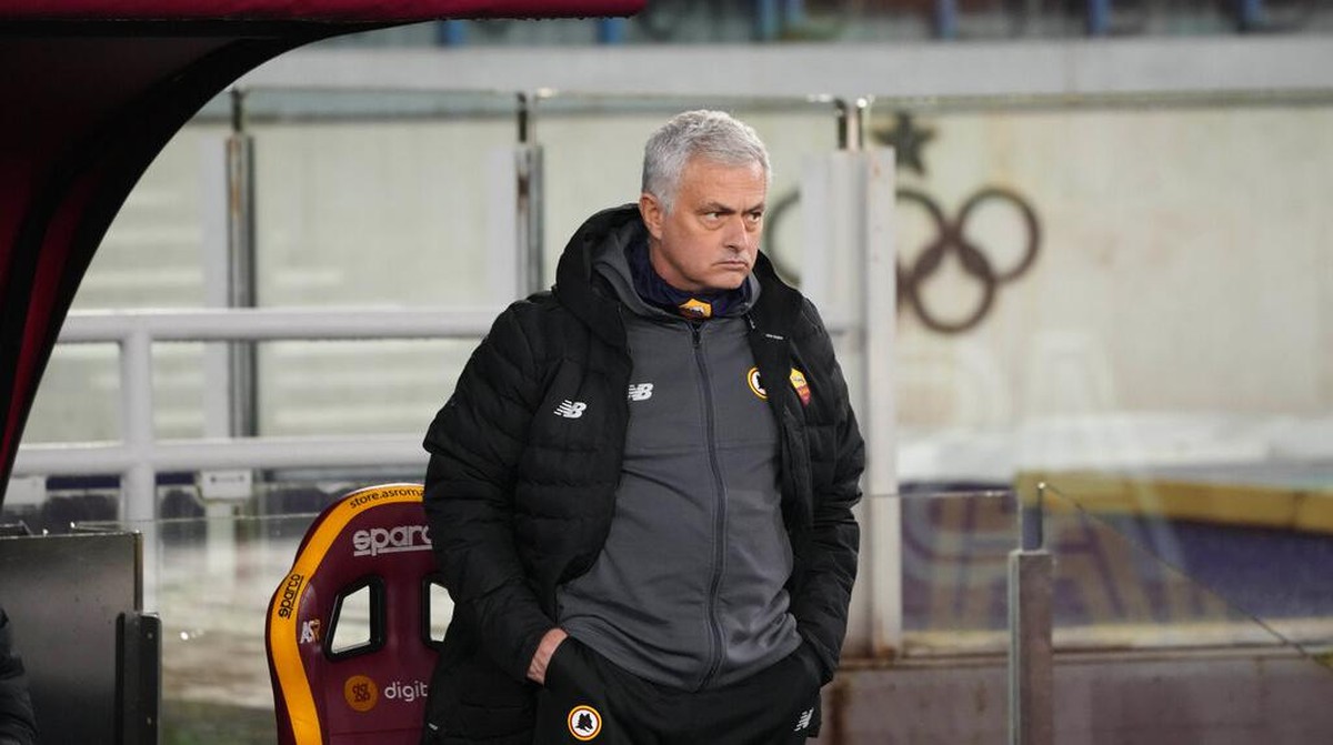 Inter Milan vs AS Roma di perempatfinal Coppa Italia, Jose Mourinho ketemu mantan (Foto: AP/Alessandra Tarantino)