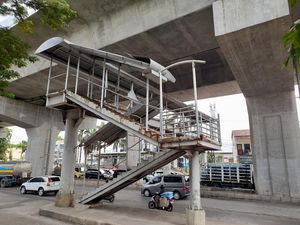 JPO Tipar Cakung Akan Diganti Pelican Crossing, Warga Khawatir Keselamatan