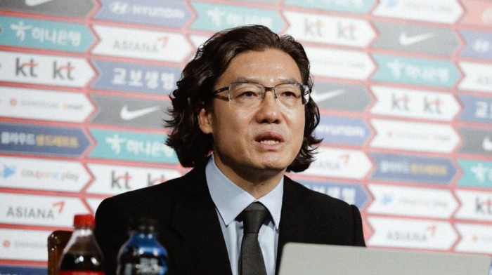 Malaysia resmi menunjuk Kim Pang-gon sebagai pelatih anyar. Pengumuman pengangkatan pria Korea Selatan itu disampaikan Federasi Sepakbola Malaysia (FAM),  Jumat (21/1/2022).