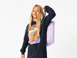 Menyulap Sampah Botol Plastik Jadi Koleksi Baju Anak Star Wars