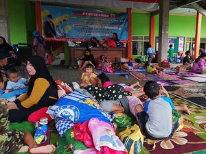 Banjir di Rejoso Pasuruan Belum Surut Meski 5 Hari Berlalu