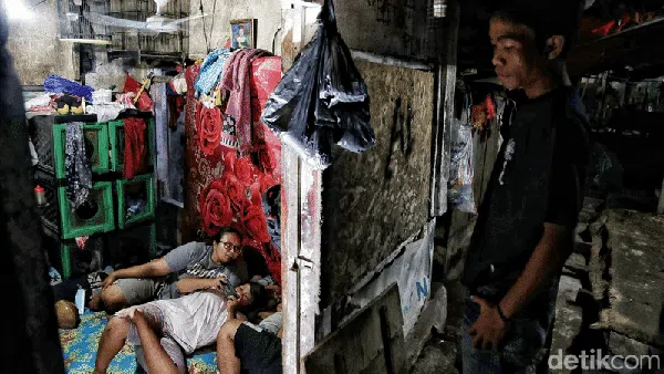 Mengintip Kehidupan Permukiman Terpadat Asia Tenggara