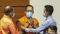 Heboh Interupsi Hakim Itong, PPP Tak Setuju KPK Pamer Tersangka di Konpers