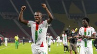 Burkina Faso yang runner-up Grup A juga lolos ke babak 16 besar. AP Photo/Themba Hadebe.