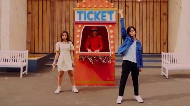Video klip NOAH - Menghapus Jejakmu