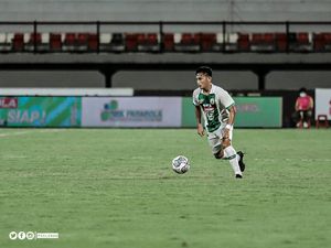 Absen Lawan Madura United, Derry Rachman Ternyata Dibekap Cedera Absen Lawan Madura United, Derry Rachman Ternyata Dibekap Cedera