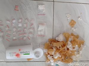 31 Paket Sabu dan Pil Koplo Gagal Diselundupkan ke Lapas Tulungagung 31 Paket Sabu dan Pil Koplo Gagal Diselundupkan ke Lapas Tulungagung