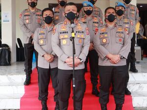 Kunjungi Polda Jatim, Kadiv Propam Beri Arahan Cegah Pelanggaran Anggota