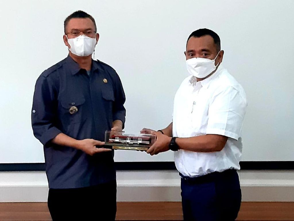 INKA Siap Bangun Kereta Gantung di Wisata Kebun Teh Pagar Alam Sumsel INKA Siap Bangun Kereta Gantung di Wisata Kebun Teh Pagar Alam Sumsel