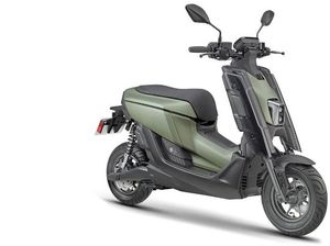 Yamaha EMF 2022 Meluncur, Skutik Listrik dengan Harga Rp 51,7 Juta Yamaha EMF 2022 Meluncur, Skutik Listrik dengan Harga Rp 51,7 Juta