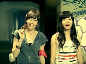 Nikmati Lagi Debut Mempesona SNSD dalam Resolusi 4K!