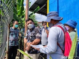 Warga DKI Korban Banjir Gugat Anies, Hakim PTUN Periksa Kali Mampang Warga DKI Korban Banjir Gugat Anies, Hakim PTUN Periksa Kali Mampang