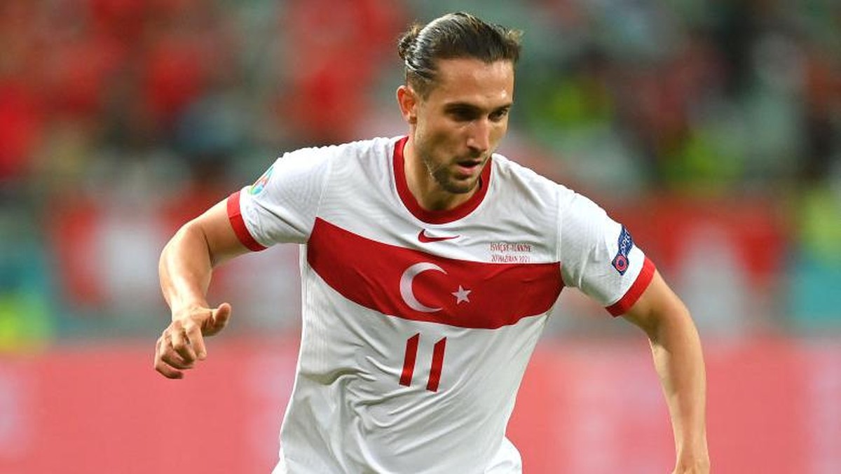 Yusuf Yazici, pemain baru rekrutan CSKA. Foto: Getty Images/Dan Mullan