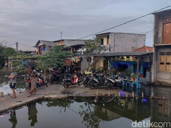 Banjir di Tegal Alur Jakbar Mulai Surut, 3 RT Masih Tergenang