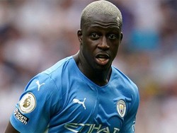 Benjamin Mendy Bebas Bersyarat, Kini Jadi Tahanan Rumah