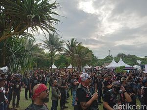 Mandatorian Bikers Brotherhood 1% MC Indonesia Bersatu di Pantai Madasari Mandatorian Bikers Brotherhood 1% MC Indonesia Bersatu di Pantai Madasari