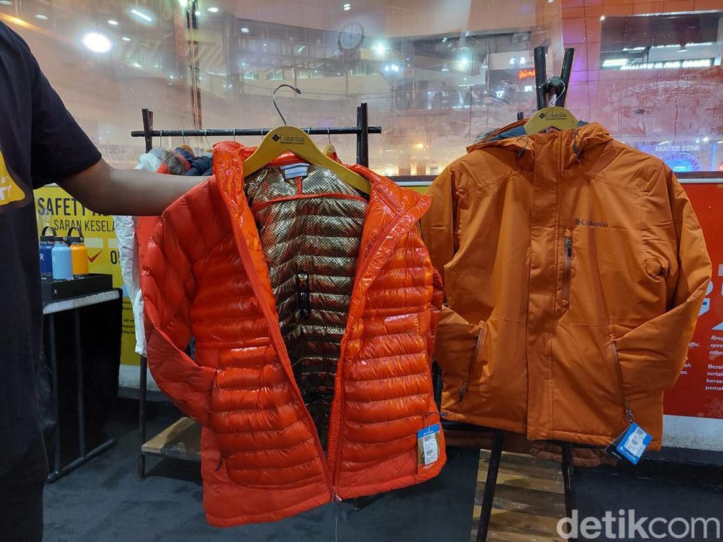 Mau Cari Baju Outdoor Buat Naik Gunung? Ini Nih Rekomendasinya Mau Cari Baju Outdoor Buat Naik Gunung? Ini Nih Rekomendasinya