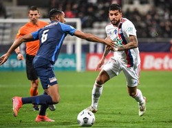 Lyon Tolak Pulangkan Emerson Palmieri ke Chelsea