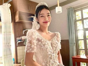 Bikin Heboh! Joy Red Velvet Unggah Foto Pakai Gaun Pengantin