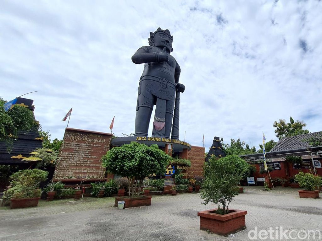 Patung Gajah Mada Tertinggi di Indonesia Dikritik Dinilai Kurang Estetik