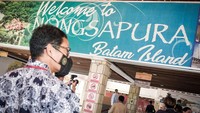 Tinjau Kesiapan Travel Bubble di Nongsapura, Sandiaga: Sudah Ready to Go