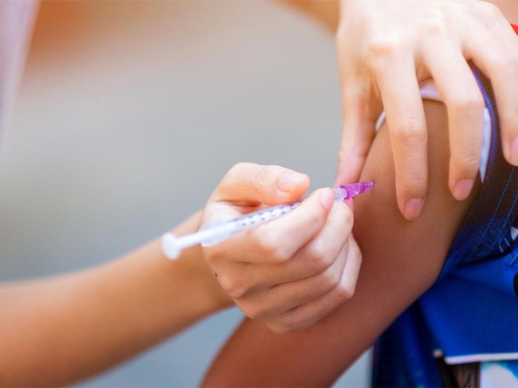 Anak Tertinggal Imunisasi? Bisa Suntik Lebih dari 1 Jenis Vaksin Sekali Kunjungan