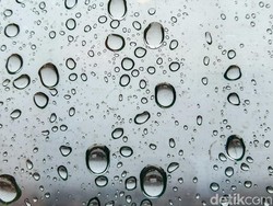 Waspada Cuaca Ekstrem Terjang Wilayah di Jatim Hari Ini