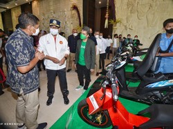 Sukseskan KTT G20, Menhub Dorong Percepatan Kendaraan Listrik di Bali