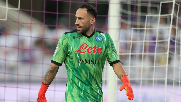 David Ospina FLORENCE, ITALY - OCTOBER 03: David Ospina goalkeeper of SSC Napoli in action during the Serie A match between ACF Fiorentina v SSC Napoli at Stadio Artemio Franchi on October 3, 2021 in Florence, Italy. (Photo by Gabriele Maltinti/Getty Images)