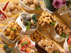 Dari Hobi Jadi Rezeki, Kue Kering Produksi Rumahan Ini Banjir Pesanan