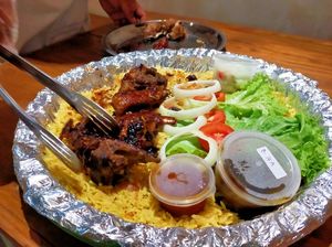 Kuliner Arabian yang Hangat Cocok Disantap Saat Musim Hujan-Malam Hari Kuliner Arabian yang Hangat Cocok Disantap Saat Musim Hujan-Malam Hari