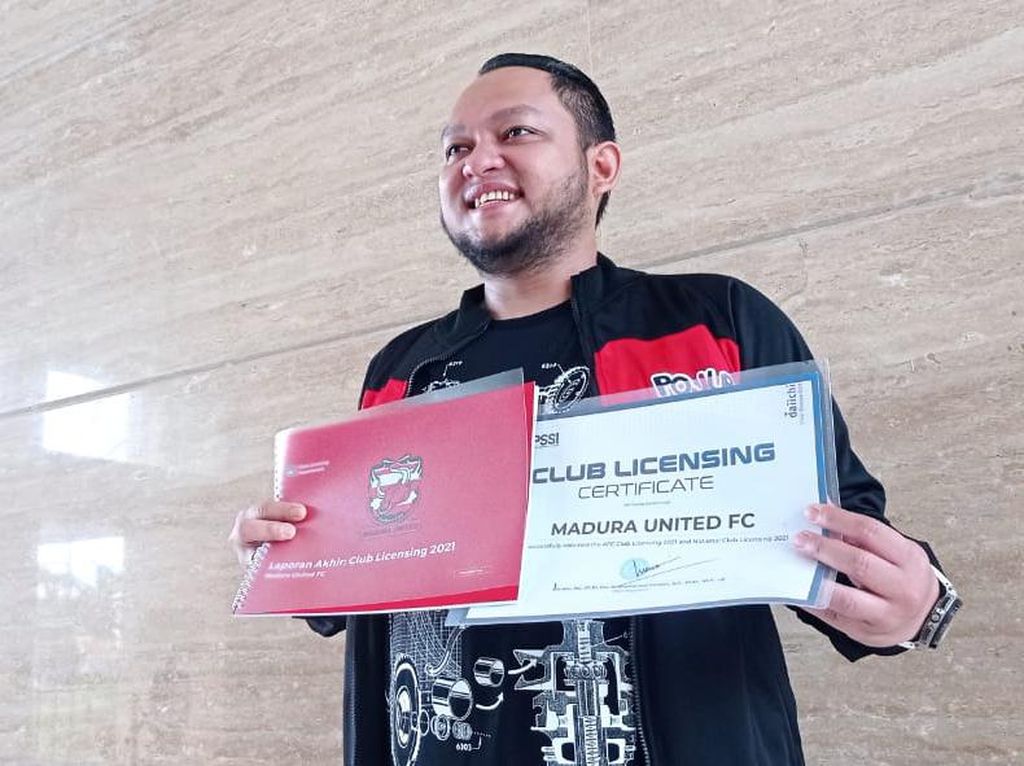 Madura United Terima Sertifikat Profesional AFC Madura United Terima Sertifikat Profesional AFC
