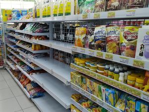 DPR Colek Mendag Soal Harga Minyak Goreng Murah Masih Gaib