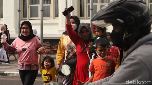 Omicron Masuk Bandung, Wisatawan Pede Abaikan Prokes