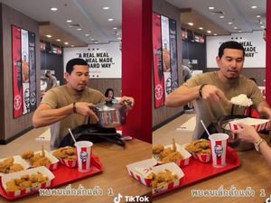 KFC Thailand Tak Punya Menu Nasi, Orang Ini Sembunyikan Sepanci Nasi dalam Tas KFC Thailand Tak Punya Menu Nasi, Orang Ini Sembunyikan Sepanci Nasi dalam Tas