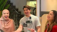 Foto Tawa Lepas Irwansyah dan Zaskia Sungkar Bertemu Acha Septriasa