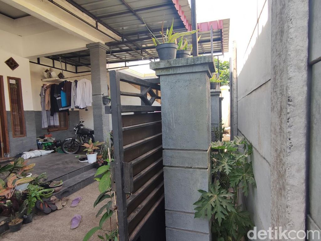 Saat Pagar Beton Perumahan Bikin Nestapa Warga Enam Rumah di Malang