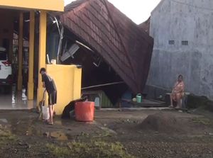 Penampakan Rumah-rumah Warga di Subang Rusak Akibat Puting Beliung